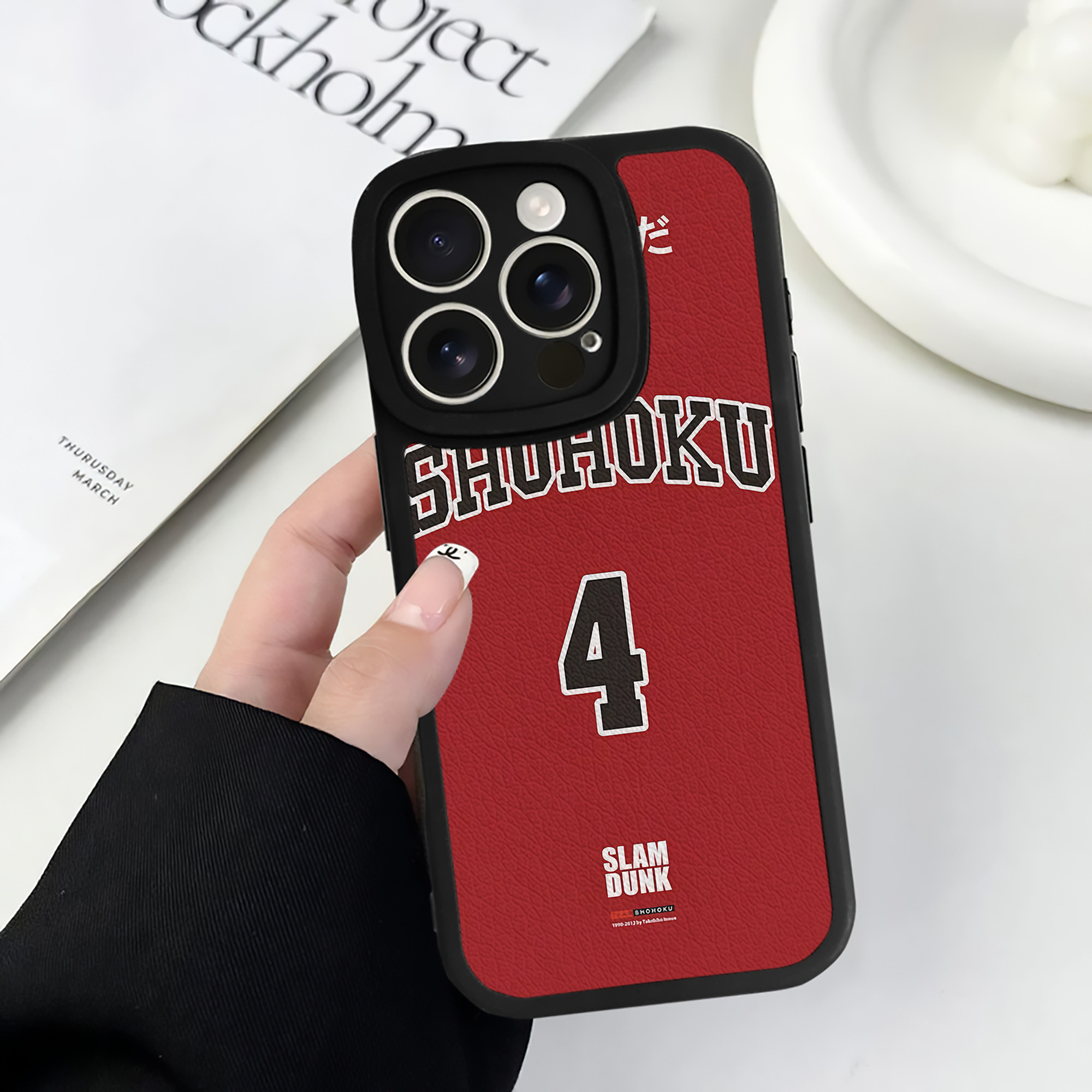 （画像用） SLAM DUNK／スラムダンク 【iPhone 16シリーズ対応】シリコンスマホケース（レザー調） 材質：シリコン